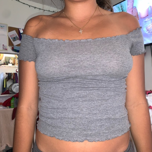 hollister crop top - Picture 1 of 1